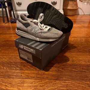 New Balance Men’s 998